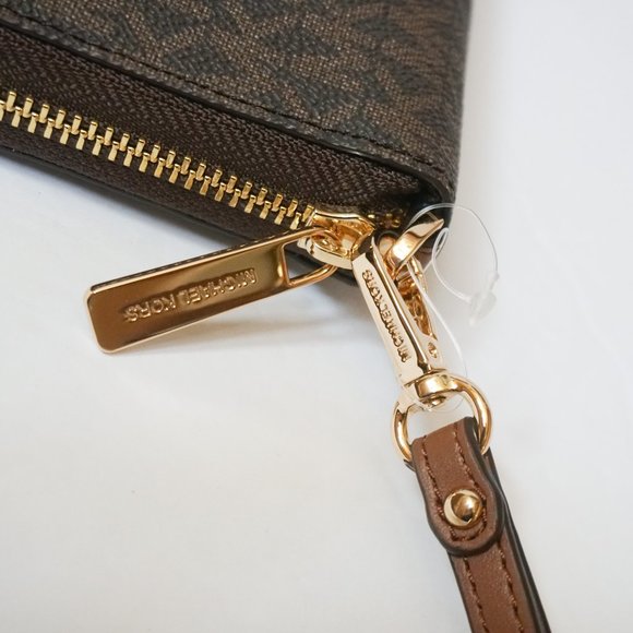 Michael Kors Jet Set Travel Large Phone Case Wallet Wristlet MK Brown - Picture 9 of 12